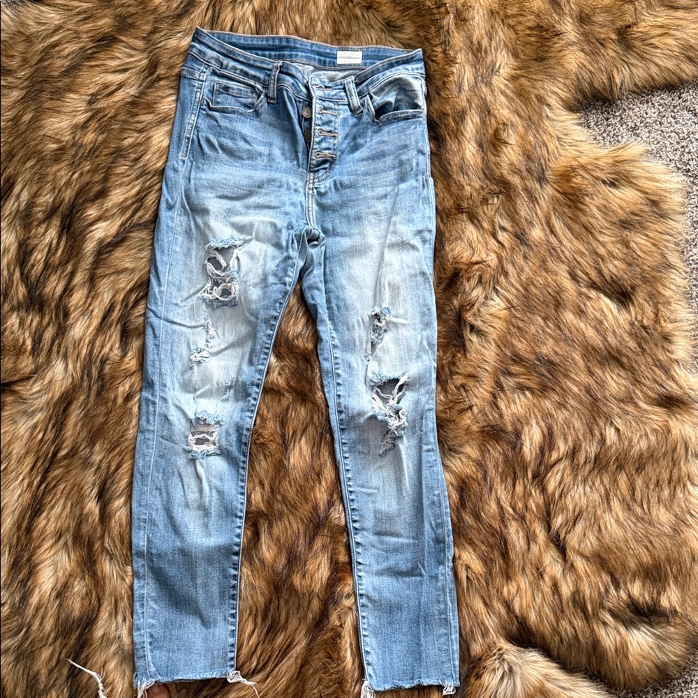 Trendy Light Blue Distressed Skinny Jeans